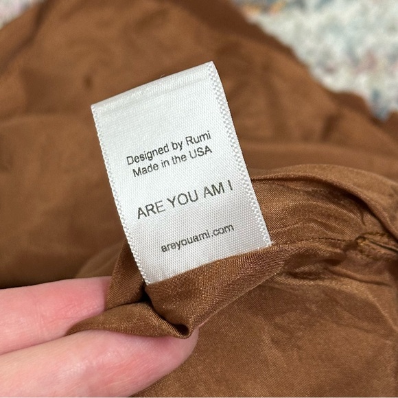 Are You Am I 100% Silk Mini Skirt Brown Tini Skirt Size Small Micro Skirt - Picture 7 of 7